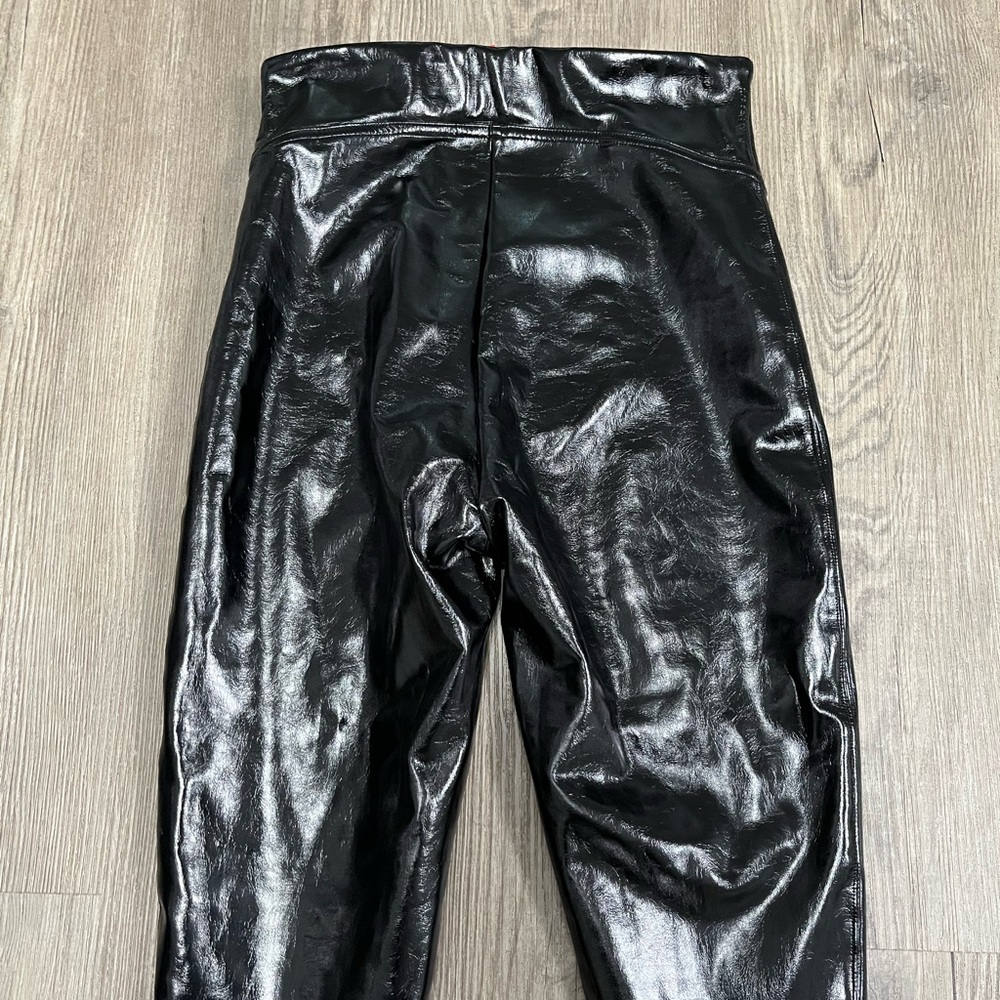 SPANX Women's Faux Patent Leather Shiny Leggings EUC XS Tall - Picture 10 of 11